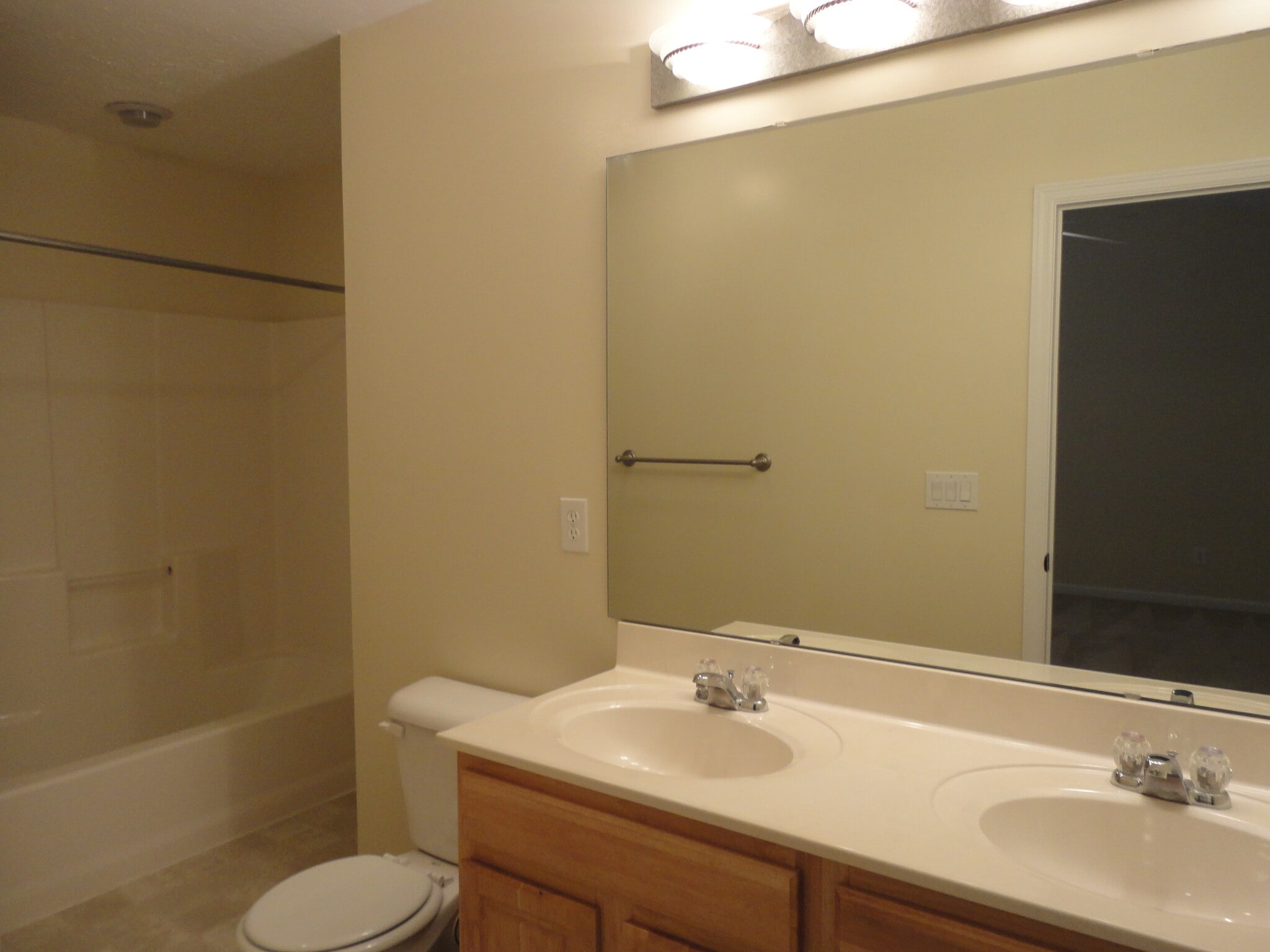 Building Photo - 8510 Ethan Ct