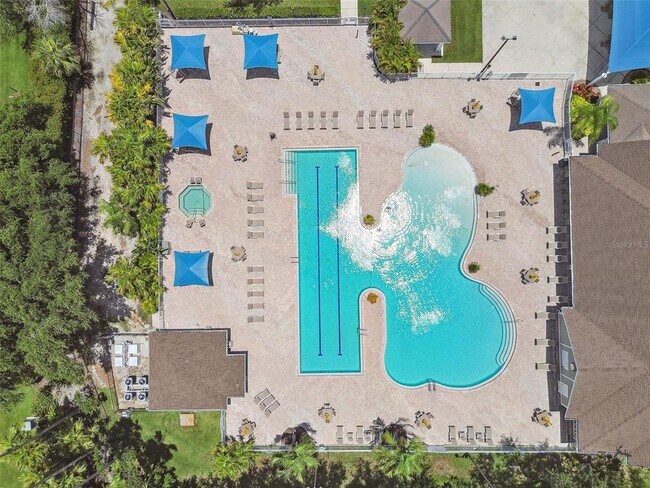 Building Photo - 13792 Long Lake Ln