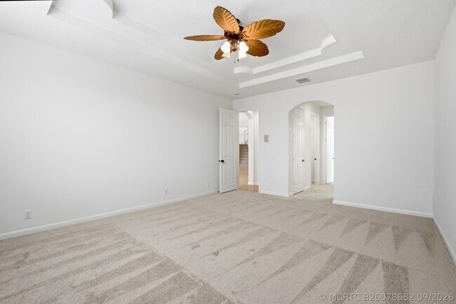 Building Photo - 5513 SW Windward Way