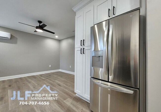 Building Photo - Beautifully Remodeled 1 Bed/1 Bath Home in Cramerton!