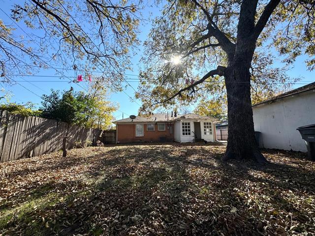 Building Photo - 7803 Seydel St