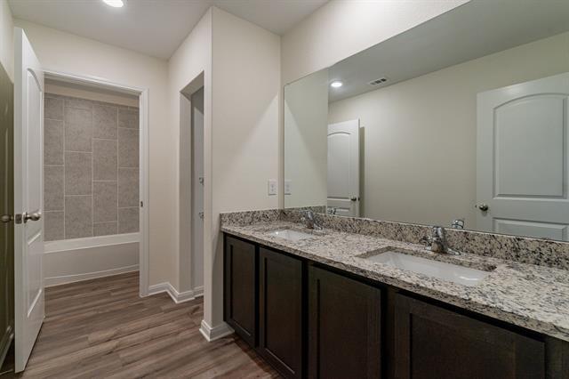 Building Photo - 212 Foster Ln