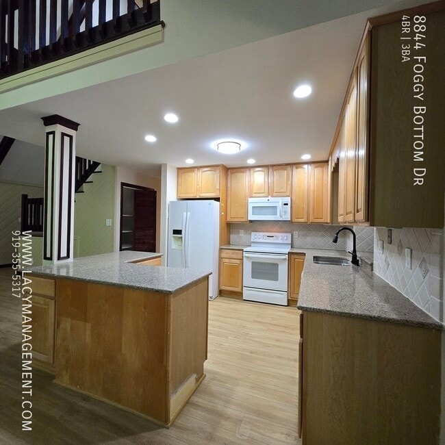 Building Photo - 8844 Foggy Bottom Dr