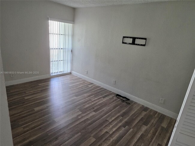Building Photo - 6509 Racquet Club Dr