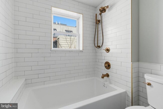 Building Photo - 936 S 23rd St