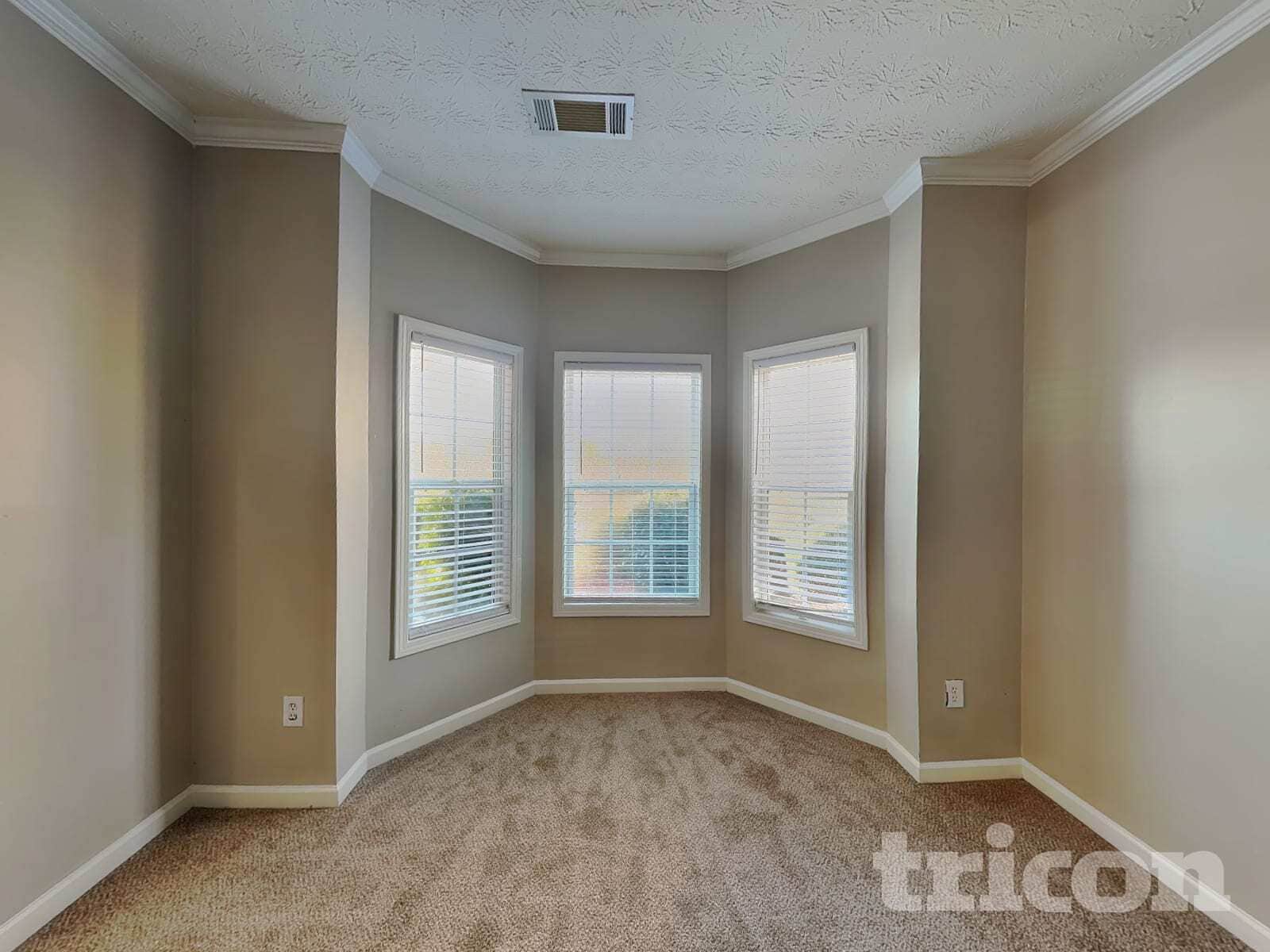 Building Photo - 1055 Crown Landing Pkwy