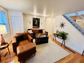 Building Photo - 703-705 City Park