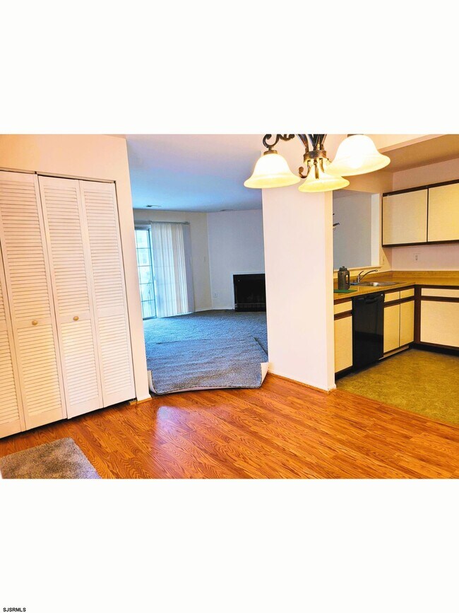 Building Photo - 4951 Rosebay Pl