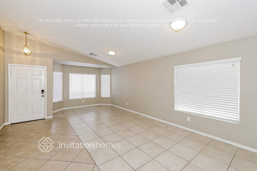 Building Photo - 2772 Echo Springs St