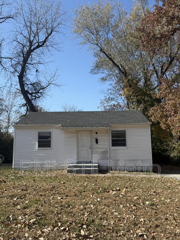 Primary Photo - 705 Beardsley Ct