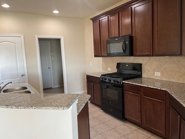 Building Photo - 917 Bird Creek Dr