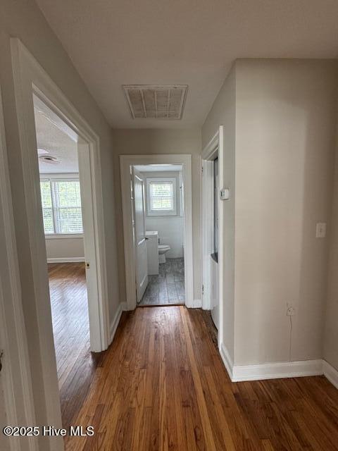 Building Photo - 2940 Oleander Dr