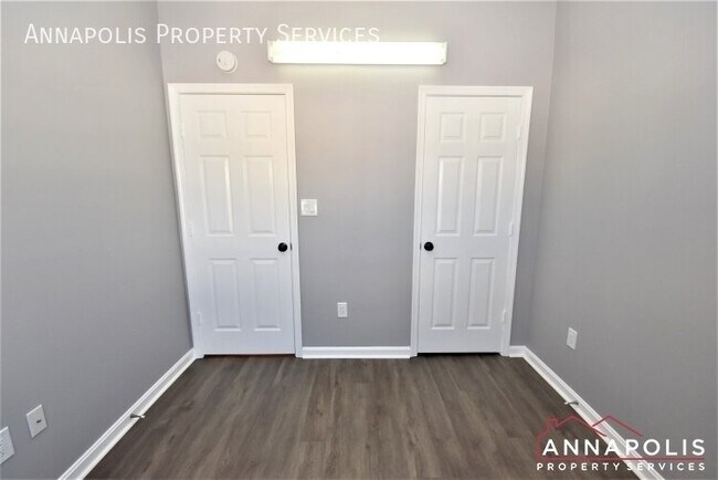 Building Photo - 109 Pinecove Ct