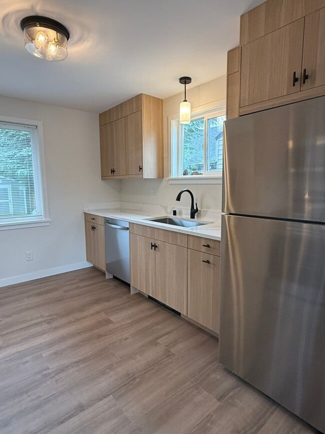 Building Photo - 2Bd/1Ba Renton House