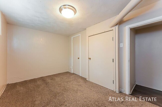 Building Photo - 2650 W 40th Ave