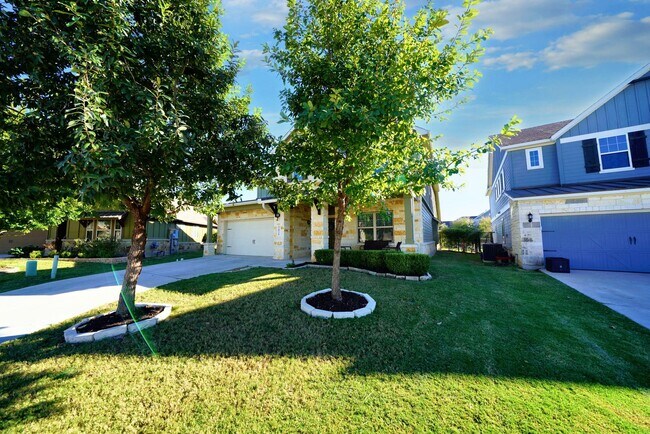 Building Photo - Executive 5-Bedroom Home in Coveted Crossvine Subdivision - Realtor Commission: $750