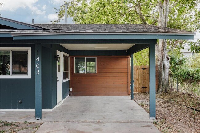 Building Photo - 1403 Randy Cir