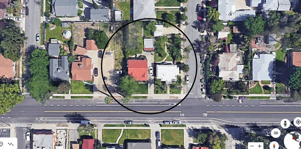 Aerial view of the duplex. - 24606 University Ave