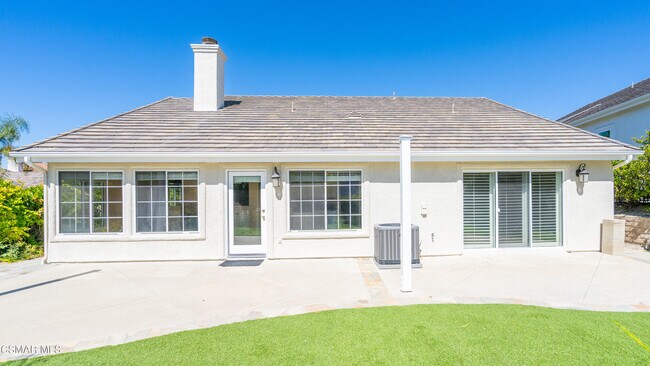 Building Photo - 2210 Rutland Pl