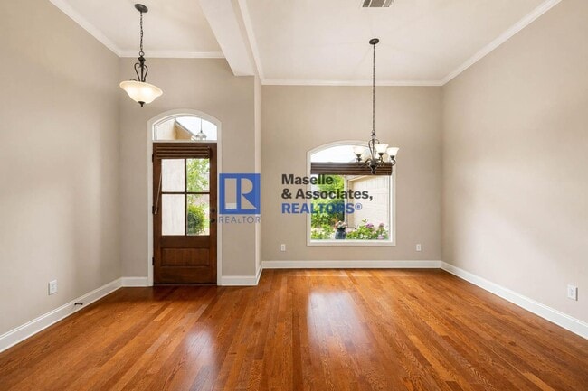 Building Photo - 3 Bed / 2 Bath Home on the Water in Ashbrooke