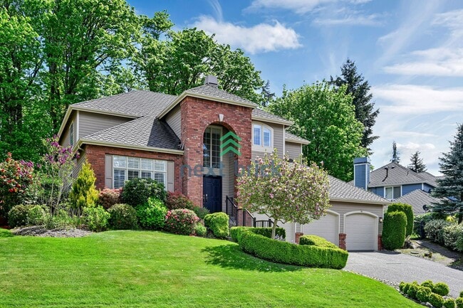 Primary Photo - Beautiful Bellevue Home with 4 Beds + Bonu...