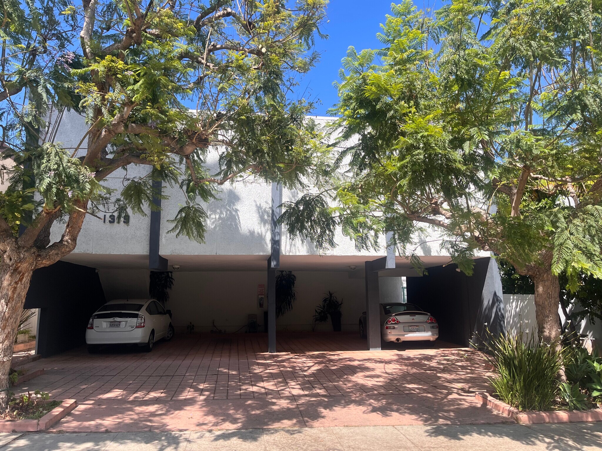 Building Photo - 1319 11th St