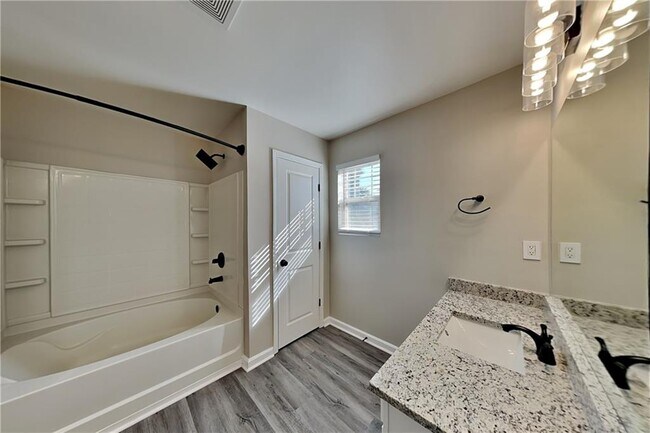 Building Photo - 4826 Clarkstone Dr