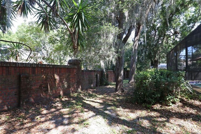 Building Photo - 5722 Bay Side Dr