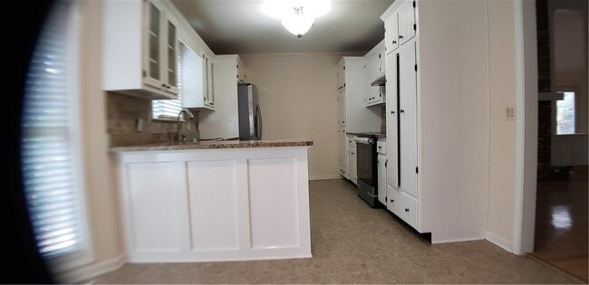 Building Photo - 4083 Deerbrook Way SW