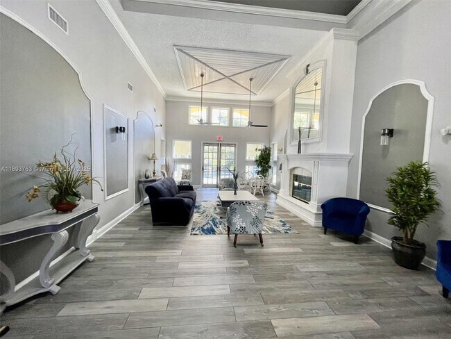 Building Photo - 815 Boynton Beach Blvd