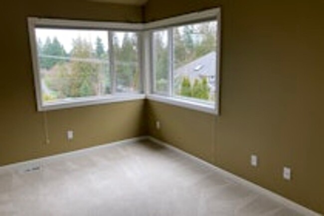 Building Photo - 4bd/2ba House in Newcastle