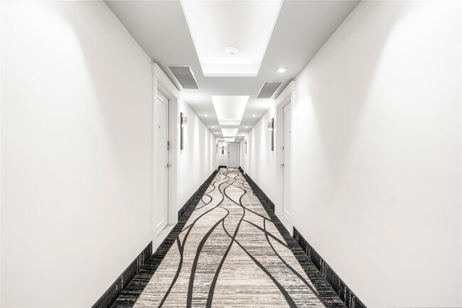 Building Photo - 3180 S Ocean Dr