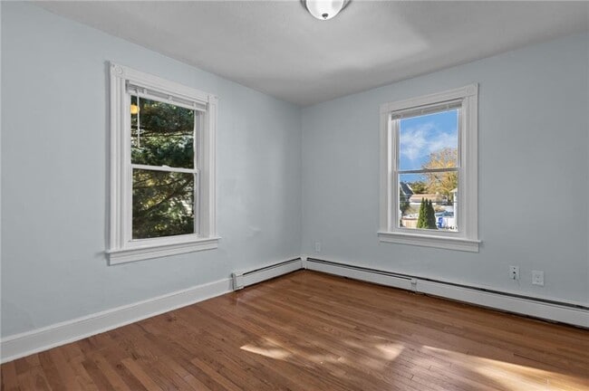 Building Photo - 60 Morris Ave