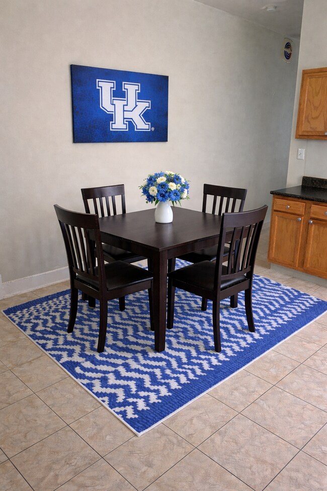 Building Photo - Kentucky Blue House Available in August 2025!