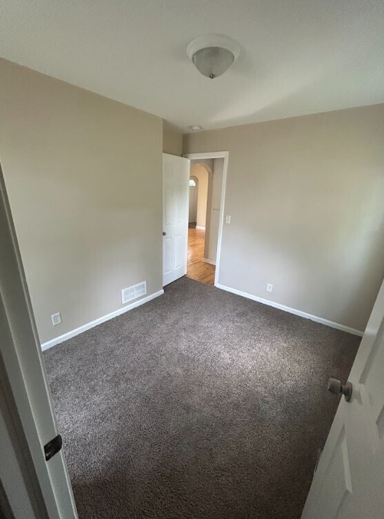 Building Photo - 2245 Pinewood Dr