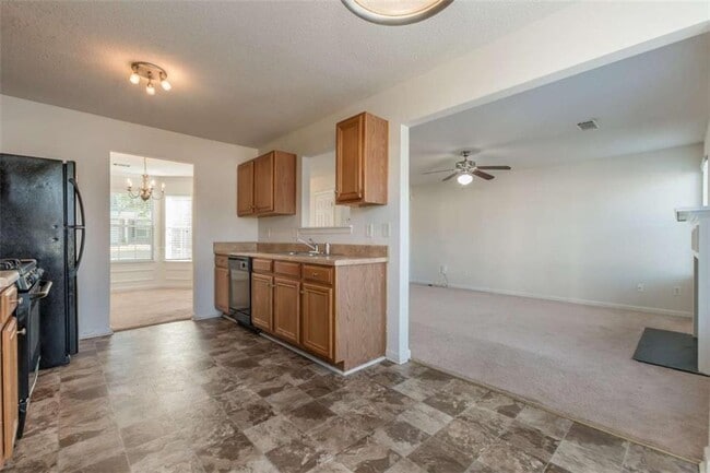 Building Photo - 1850 Lily Stem Trail NE