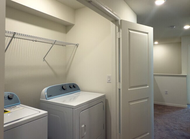 Building Photo - 757 Stoney Pointe Cir