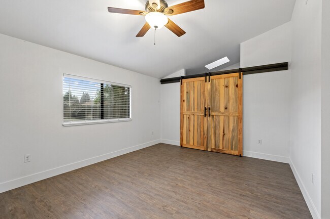 Building Photo - 75 McKelvy Ave