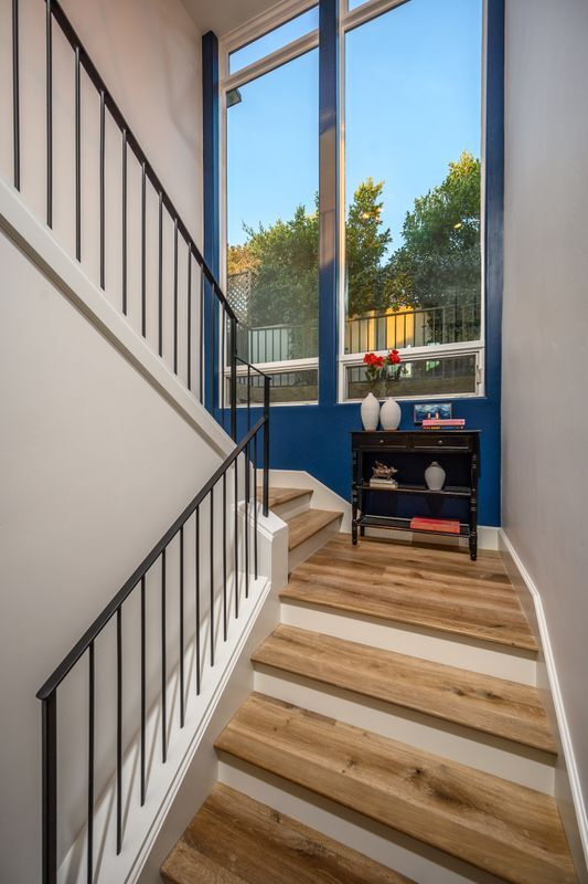 Building Photo - 334 La Amatista Rd