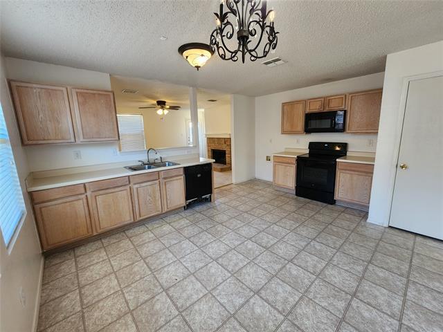 Building Photo - 3952 Thoroughbred Trail