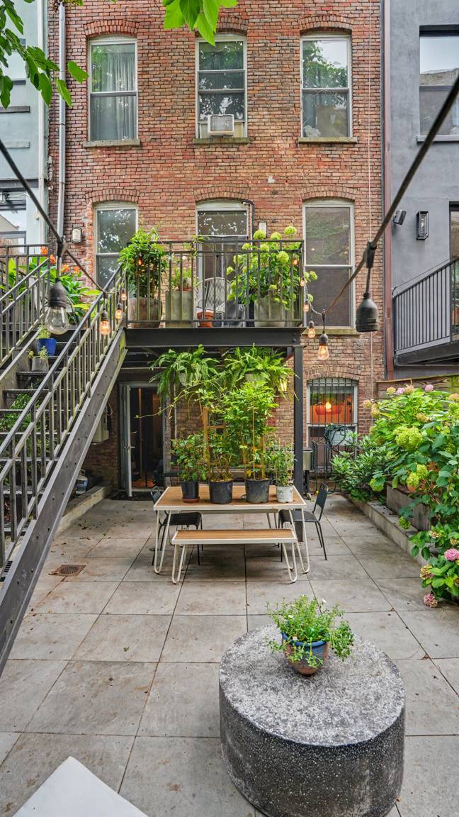 Building Photo - 147 Stuyvesant Ave