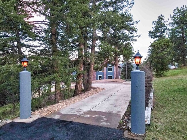 Building Photo - Exquisite Lookout Mountain Estate – Where ...