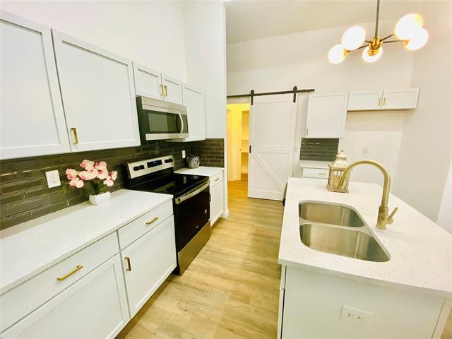 Building Photo - 3817 Johnson St