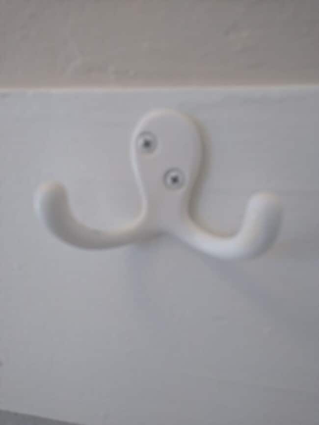 Building Photo - DU Charming 1920's Bungalow 2 Beds 1 Bath  Available Now