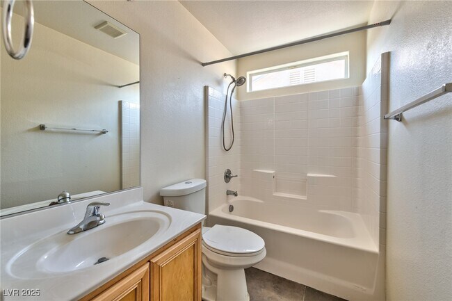 Building Photo - 972 Wembly Hills Pl