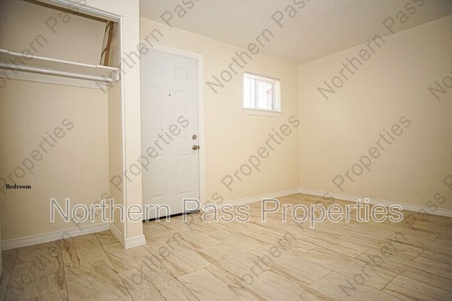 Building Photo - 7320 Dale Rd