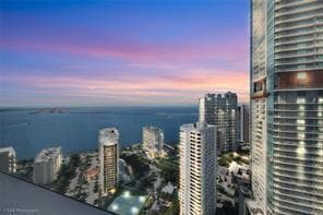 Building Photo - 1435 Brickell Ave