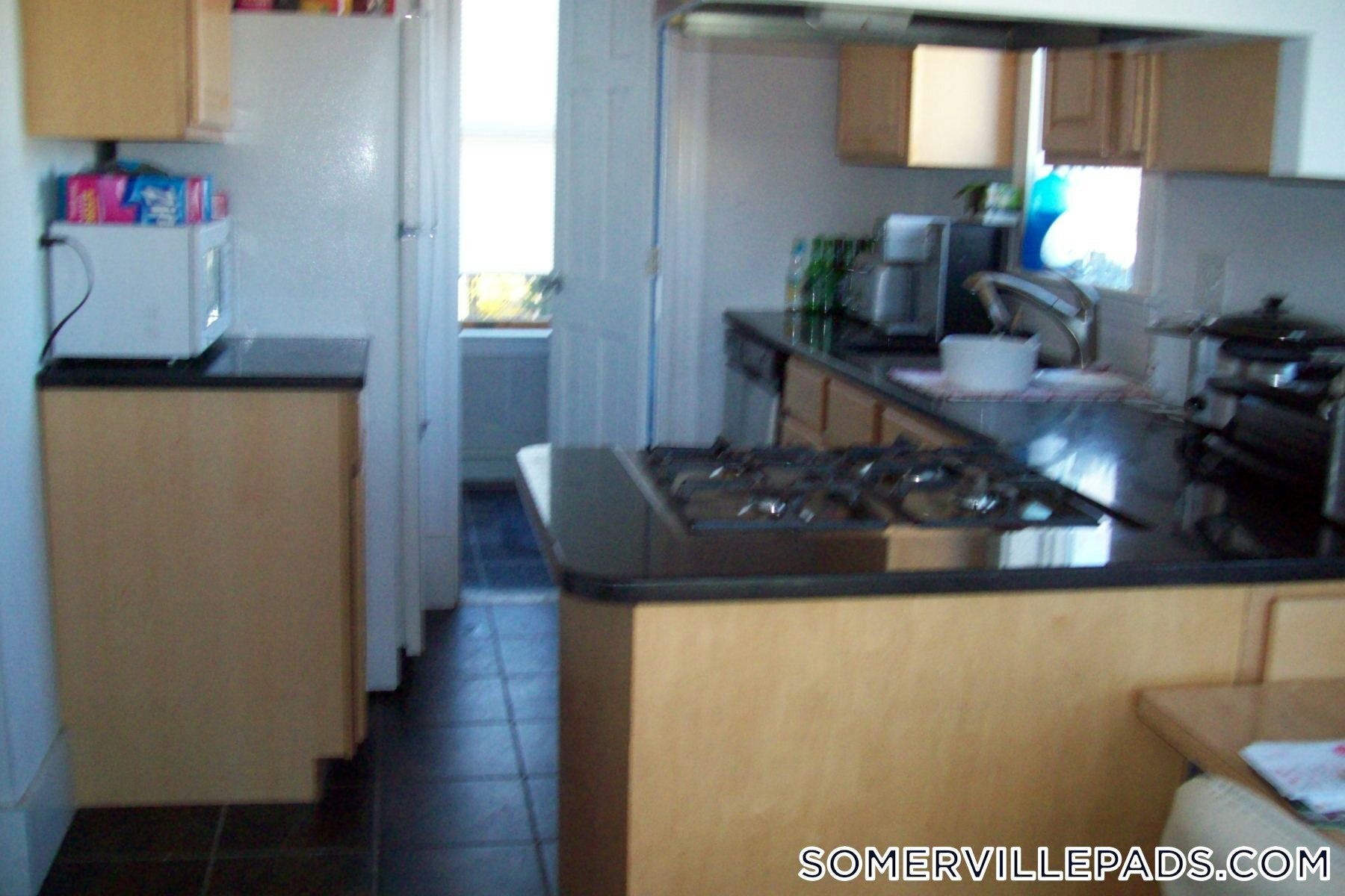 Building Photo - 335 Beacon St