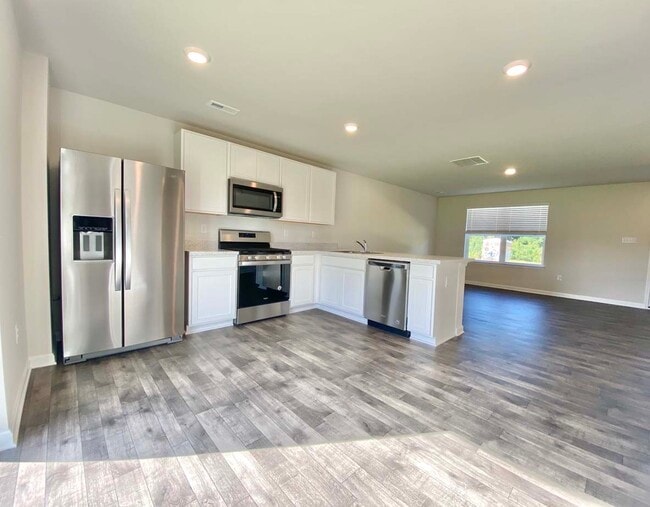Building Photo - 407 Mardella Dr