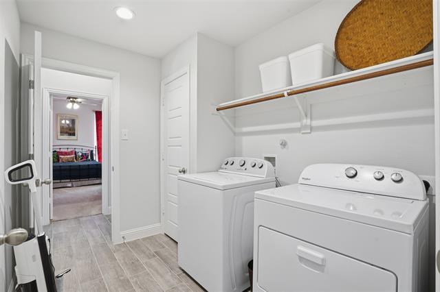 Building Photo - 1027 Moss Grv Trl